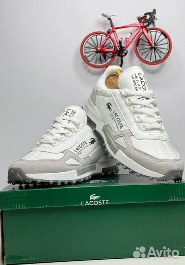 Кроссовки Lacoste эргономичные