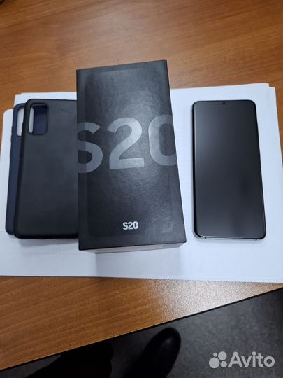 Samsung Galaxy S20, 8/128 ГБ
