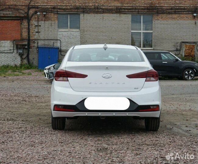 Hyundai Elantra 2.0 AT, 2019, 75 836 км