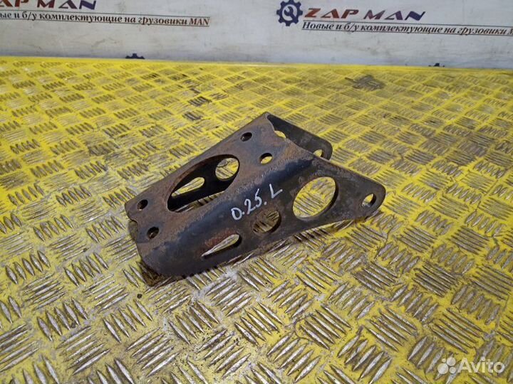 Кронштейн амортизатора левый Man Tga Tgs Tgx