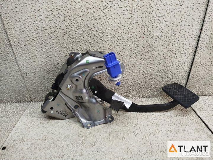 Педаль тормоза honda vezel