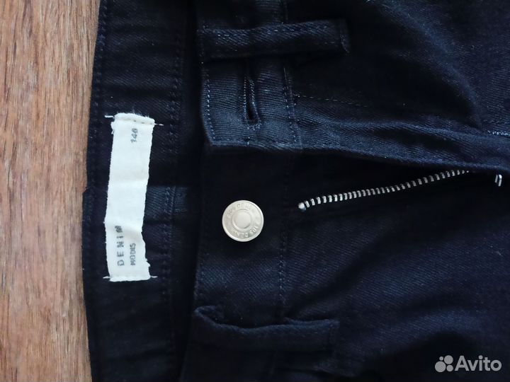Джинсы черные