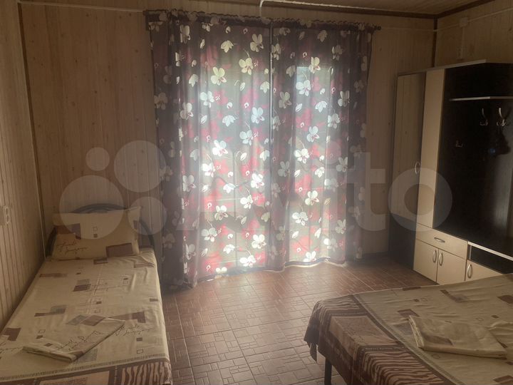 Дом 33 м² на участке 4 сот.