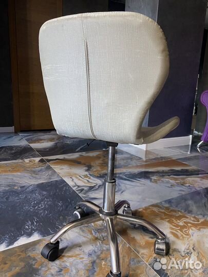 Стул для мастера ракушка