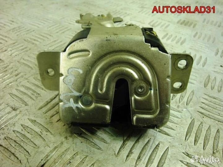 Замок багажника Mitsubishi Colt Z3 MR959190
