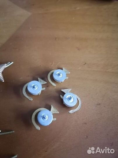 Эмблемы на петлицы медикам