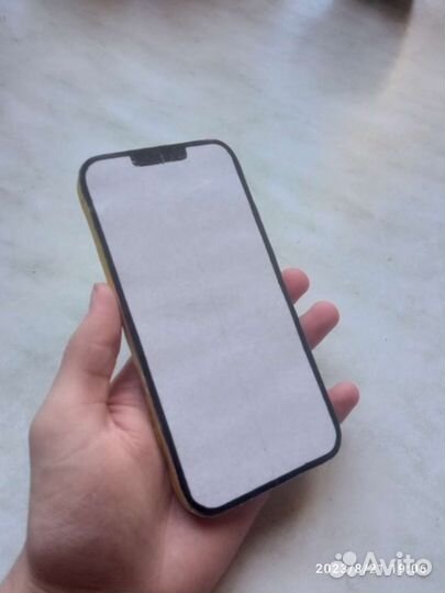 iPhone из картона