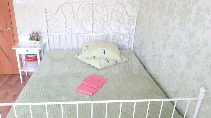 2-к. квартира, 61 м², 1/3 эт.