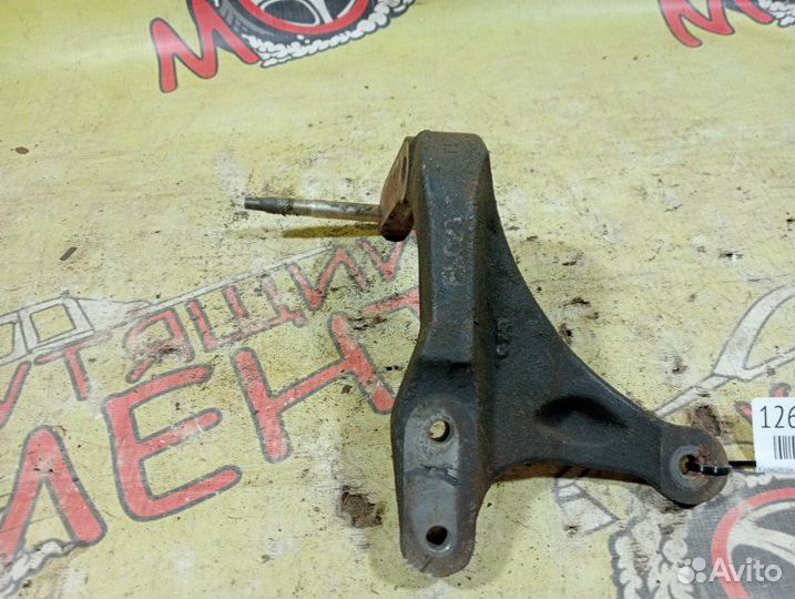 Кронштейн двигателя правый Chevrolet Spark A08S3