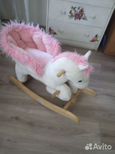 Детская лошадка качалка