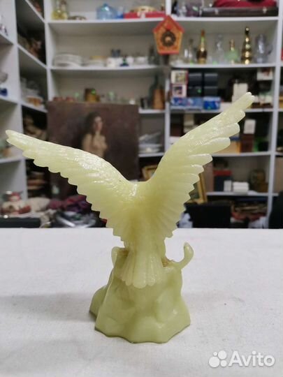 Статуэтка Орёл и змея Фосфор пфси (Ч)