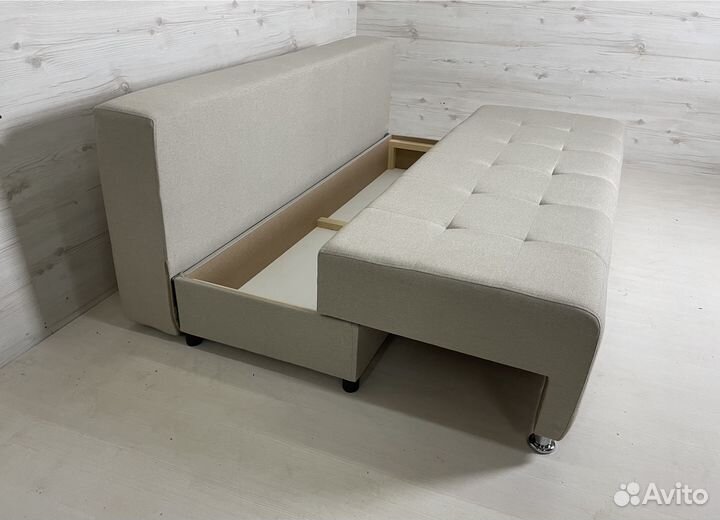 Диван еврокнижка компакт с подушками