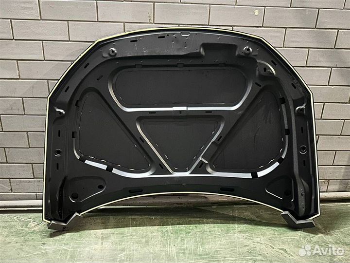 Капот Volkswagen Scirocco III