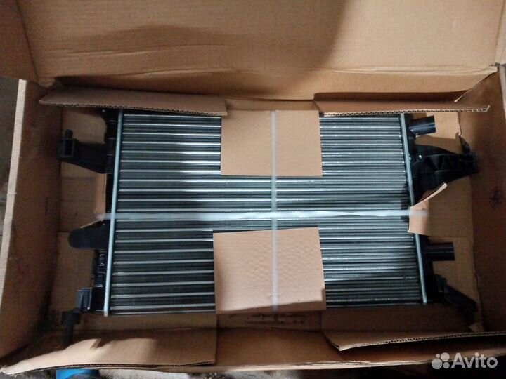 Opel Combo/Corsa Радиатор охлаждения