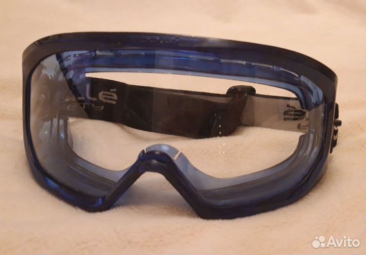 Защитные очки