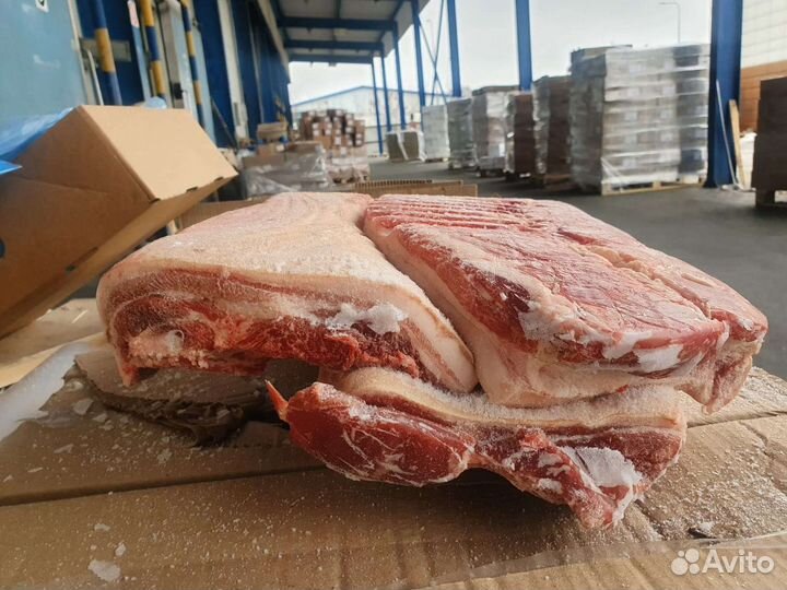 Грудинка свиная замороженная без кости Ивр