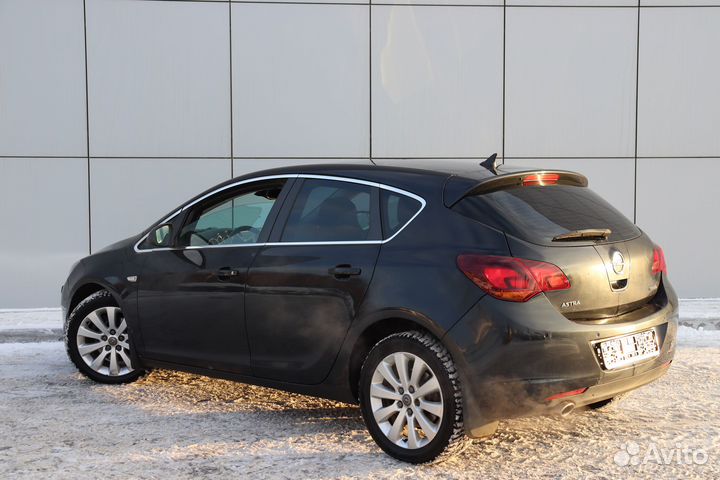 Opel Astra 1.6 AT, 2011, 139 910 км