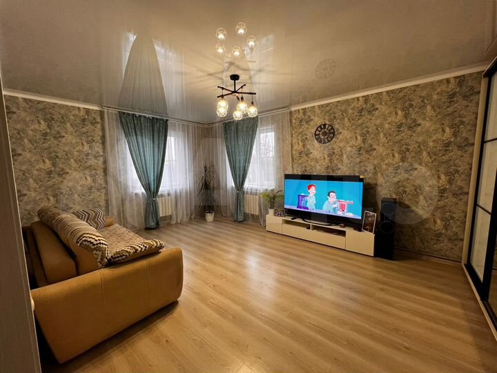 Дом 86,6 м² на участке 5,5 сот.