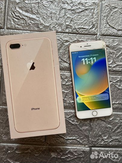 iPhone 8 Plus, 64 ГБ