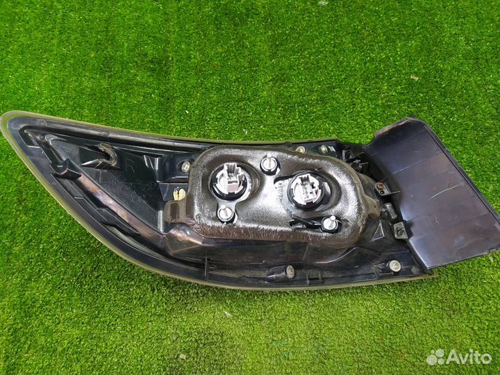 Стоп-сигнал задний правый Mazda Axela BL5FW-105114