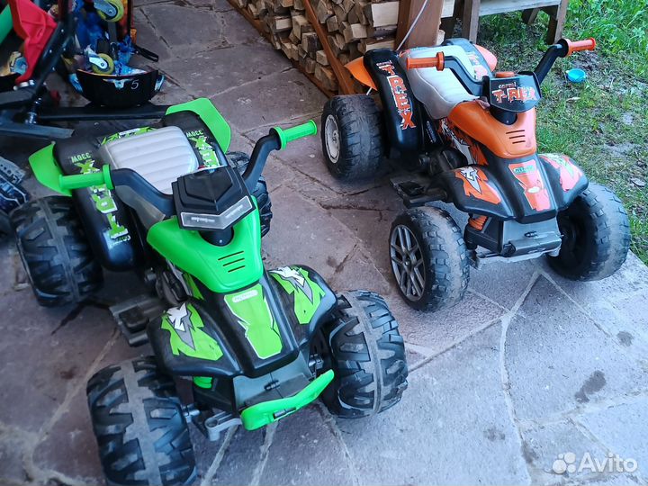 Детский электромобиль квадроцикл Peg Perego