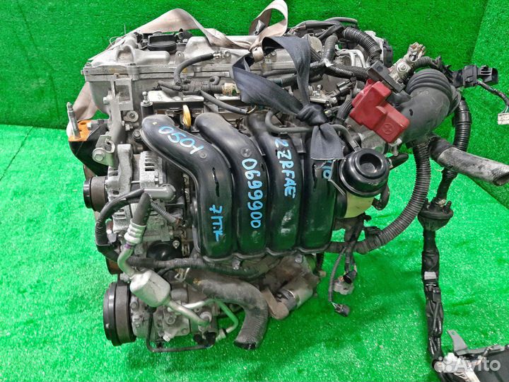 Двигатель toyota isis ZGM10 2014 2ZR-FAE (0699900)