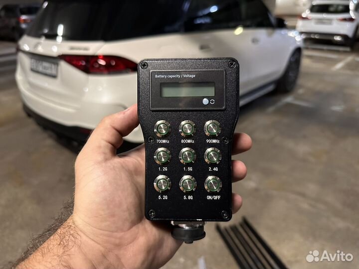 Рюкзак подавитель дронов гарпия 8 каналов 700Mhz