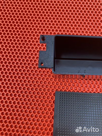 Кармашек центральной консоли mitsubishi carisma