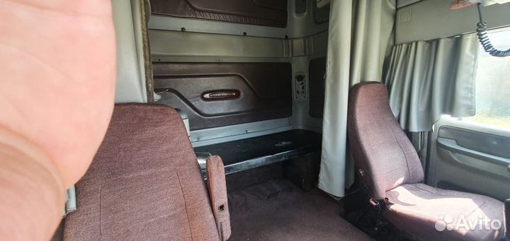 Freightliner Argosy, 1999