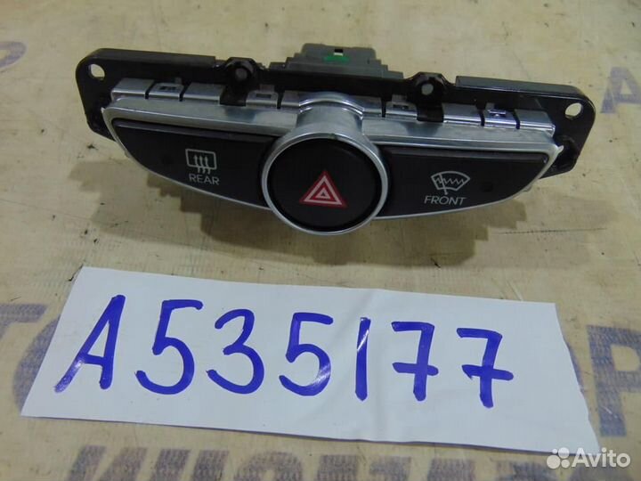 Кнопка аварийной сигнализации для Hyundai Solaris