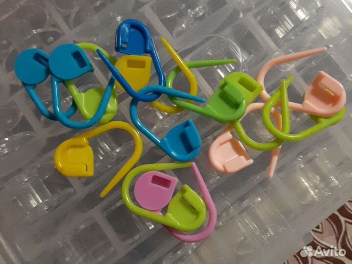 Крючки для вязания,маркеры