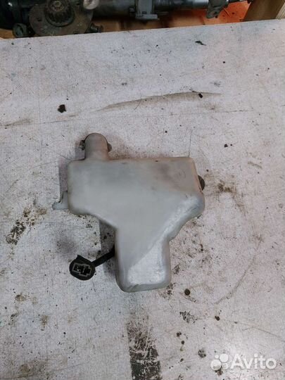 Бачок омывателя kia sportage 1 киа спортейдж 1