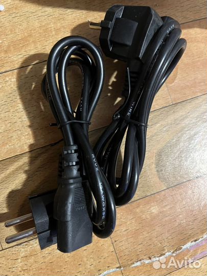 Провод питания для компьютера