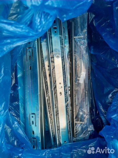 Мебельная фурнитура полозки, ручки, петли и т.д