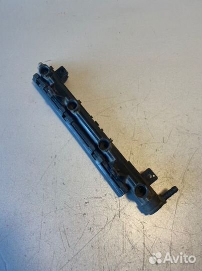 Топливная рампа Skoda Fabia