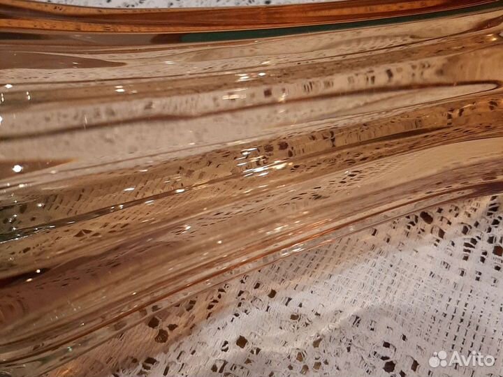 Ваза из толстого стекла