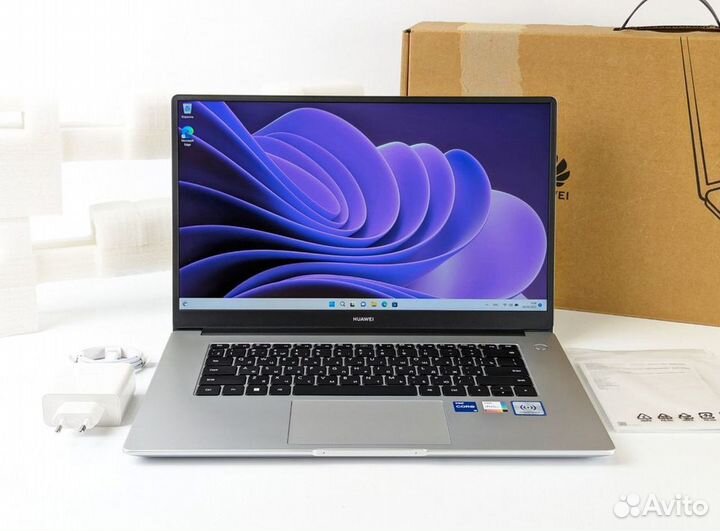 Huawei MateBook BoD-WDH9 i5-1135G7 8GB 512GB SSD
