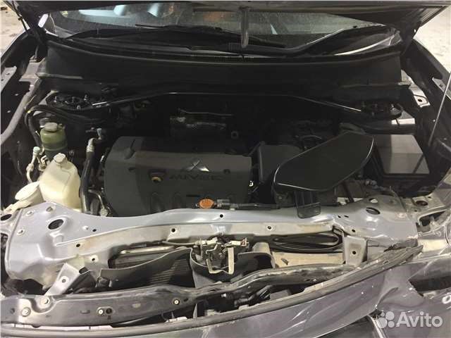 Разбор на запчасти Mitsubishi Outlander XL