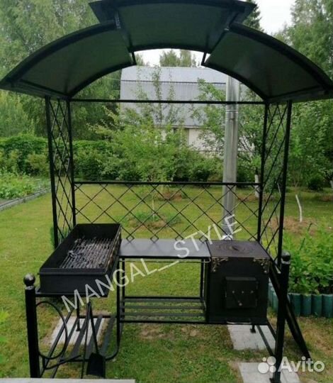 Мангал с крышей