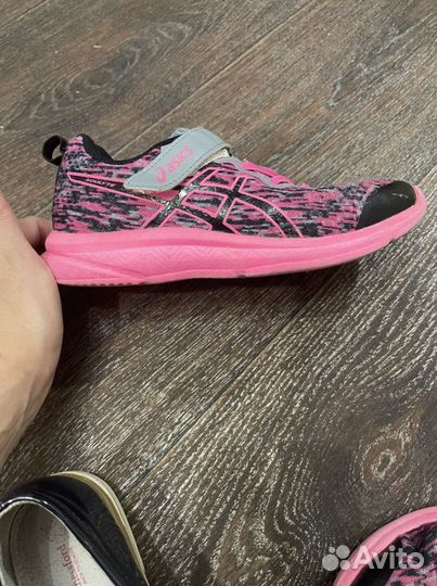 Кроссовки asics