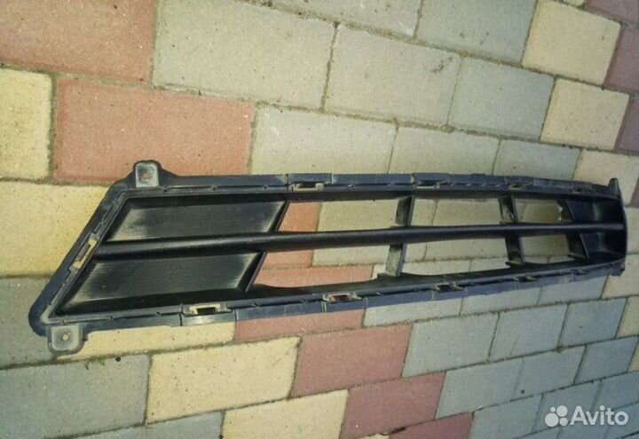 Решётка бампера передняя нижняя Hyundai Solaris