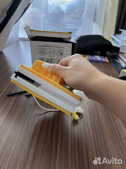 Магнитная щетка. Стеклоочиститель магнитный