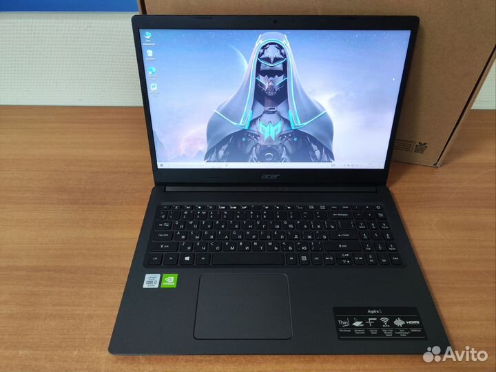 Свежий игровой ноутбук Acer как новый
