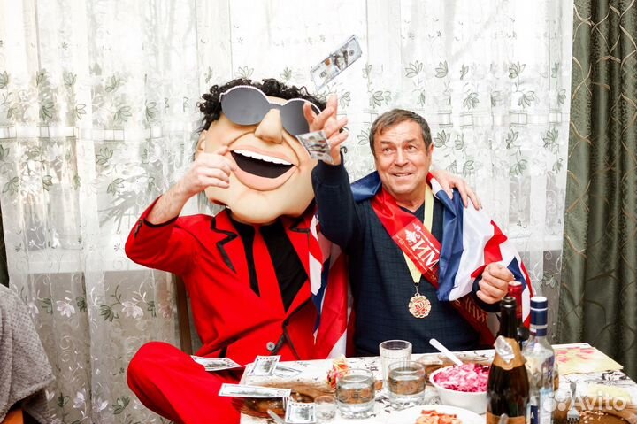 Поздравления на день рождения. Ростовые куклы. Шоу