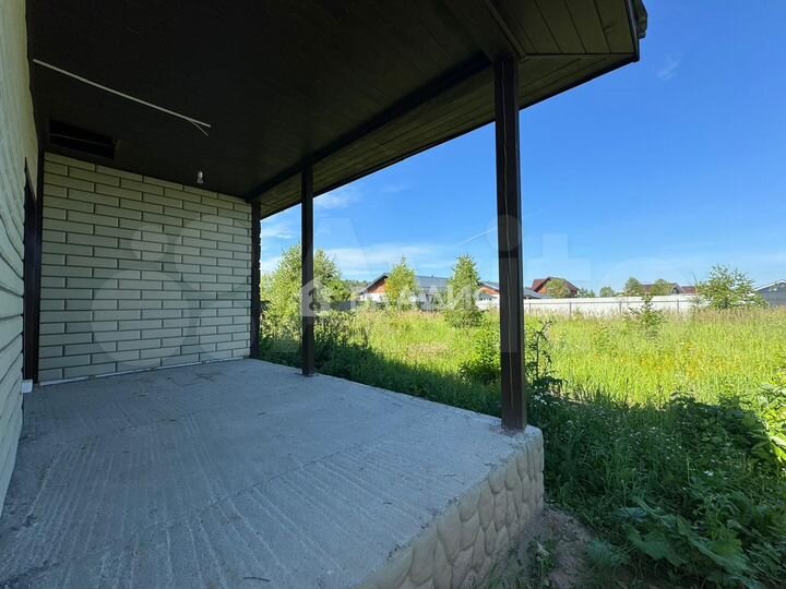 Дом 140 м² на участке 9 сот.