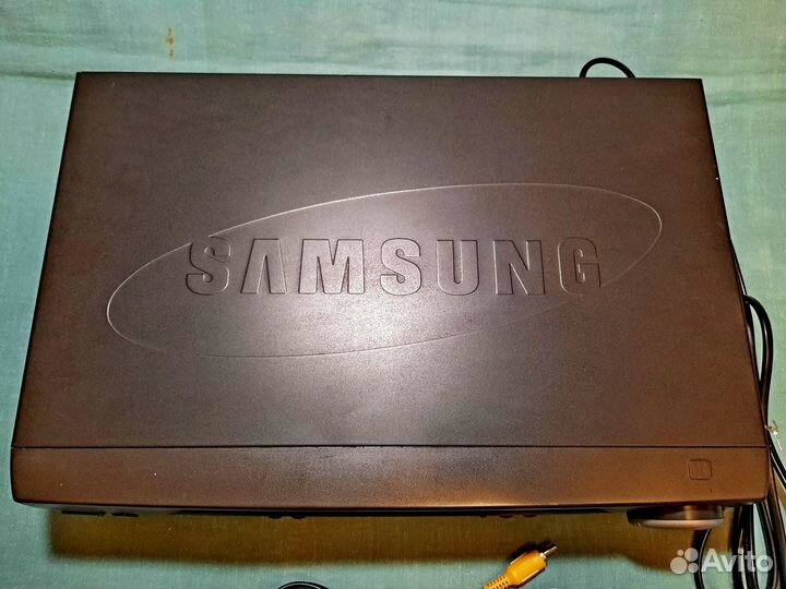 Видеомагнитофон пишущий Samsung - SVR-131
