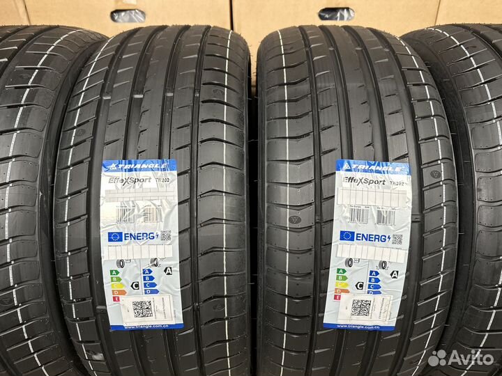 Triangle EffeXSport TH202 225/45 R19 96Y