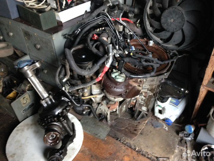 Двигатель на Land Rover Discovery 3 2,7