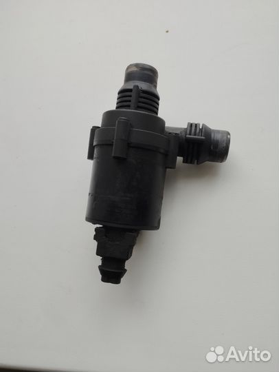 Помпа отопителя BMW 7 Е65 бмв 7 Е65 Е66