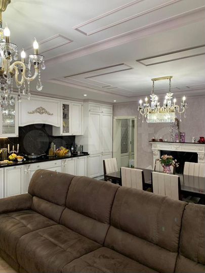 3-к. квартира, 72 м², 7/10 эт.